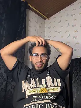 TU-MORENOO online show from September 22, 2025, 5:53 am