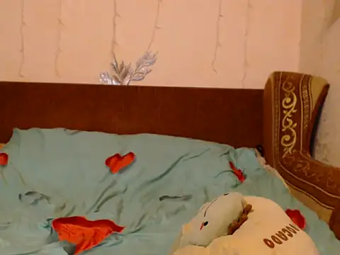 Veronica-Luxs online show from February 13, 2026, 8:21 am