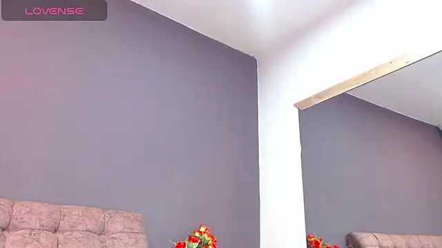 Snapshot of KateWelsin chatting on December 5, 2025, 7:39 am KateWelsin online show from December 5, 2025, 7:39 am