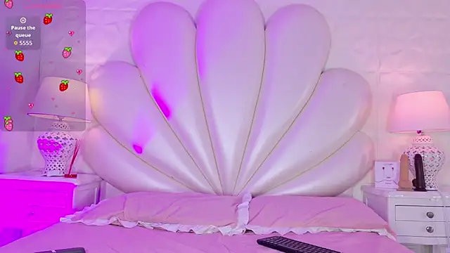 Snapshot of SammyJhuls chatting on October 19, 2025, 12:06 pm SammyJhuls online show from October 19, 2025, 12:06 pm