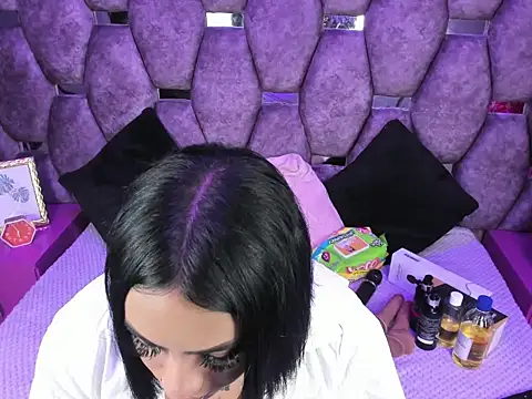 Snapshot of nikky_latin chatting on February 18, 2026, 3:24 am nikky latin online show from February 18, 2026, 3:24 am