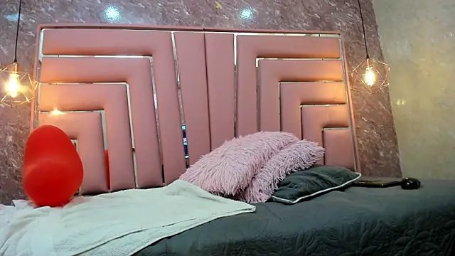 Snapshot of ALYANNA_HOT_ chatting on February 15, 2026, 11:41 am ALYANNA HOT online show from February 15, 2026, 11:41 am