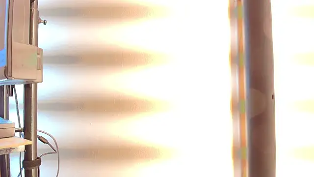 zarah andrew   online show from November 19, 2025, 1:44 pm