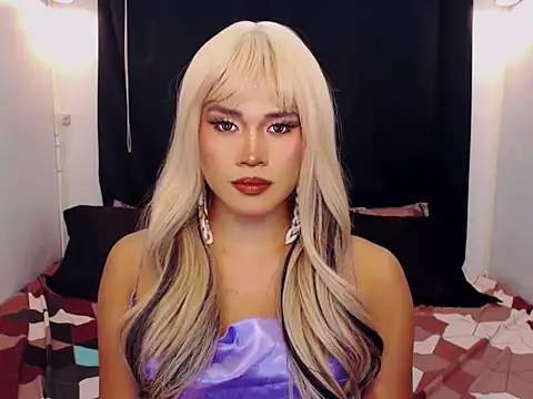 YllanaAltheaXxX online show from January 17, 2026, 5:27 pm