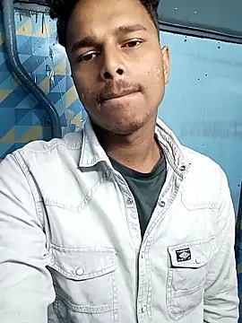 Snapshot of Asish_007 chatting on February 28, 2026, 11:39 pm Asish 007 online show from February 28, 2026, 11:39 pm