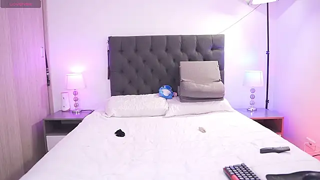 Snapshot of andrea_magic69 chatting on February 13, 2026, 3:46 am andrea magic69 online show from February 13, 2026, 3:46 am