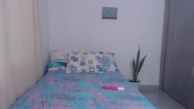 Tiiana online show from January 10, 2026, 4:42 pm