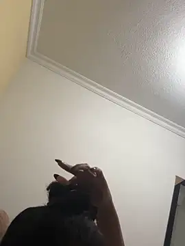 Valen1800 online show from November 22, 2025, 12:09 am