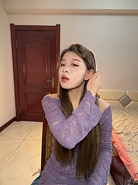 tuanzi125216 online show from November 15, 2025, 3:04 am