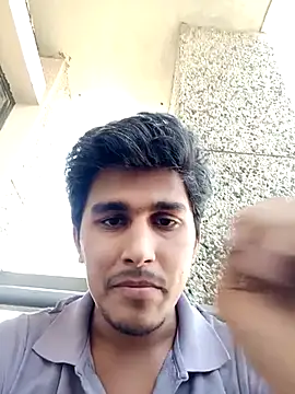 Snapshot of HarryChoudhary21 chatting on December 18, 2025, 10:21 am HarryChoudhary21 online show from December 18, 2025, 10:21 am