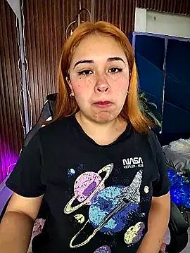 Snapshot of sara-lopez1 chatting on October 13, 2025, 12:05 pm sara-lopez1 online show from October 13, 2025, 12:05 pm