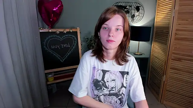 Snapshot of Madelaineses chatting on September 26, 2025, 8:51 am Madelaineses online show from September 26, 2025, 8:51 am