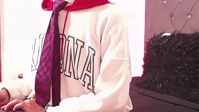 Snapshot of OzorioDany chatting on September 12, 2025, 3:28 am OzorioDany online show from September 12, 2025, 3:28 am