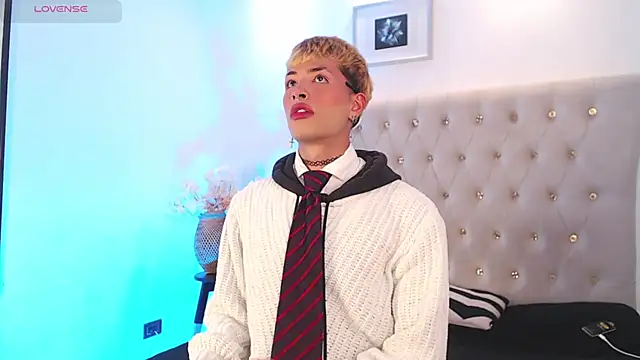 Snapshot of OzorioDany chatting on September 26, 2025, 3:43 am OzorioDany online show from September 26, 2025, 3:43 am