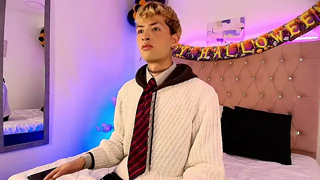 Snapshot of OzorioDany chatting on October 11, 2025, 3:50 am OzorioDany online show from October 11, 2025, 3:50 am