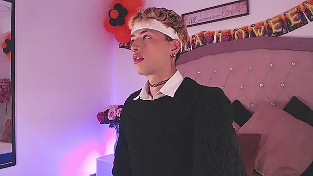 Snapshot of OzorioDany chatting on October 12, 2025, 4:00 am OzorioDany online show from October 12, 2025, 4:00 am