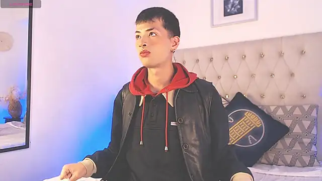 Snapshot of OzorioDany chatting on November 5, 2025, 3:50 am OzorioDany online show from November 5, 2025, 3:50 am