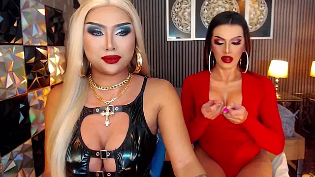 Snapshot of HorseCockDevina chatting on March 3, 2026, 9:10 pm HorseCockDevina online show from March 3, 2026, 9:10 pm