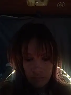 Snapshot of bratlipss chatting on February 20, 2026, 3:47 am bratlipss online show from February 20, 2026, 3:47 am