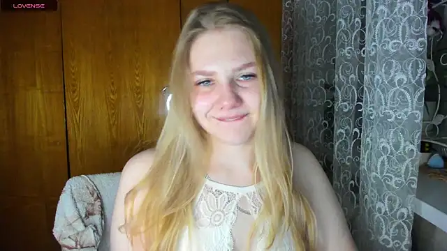 AlinaMors online show from December 2, 2025, 10:27 pm