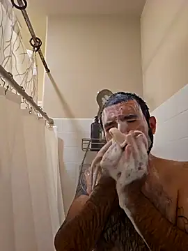 Snapshot of Lb228w chatting on February 6, 2026, 1:43 am Lb228w online show from February 6, 2026, 1:43 am