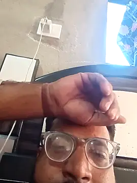 hard boy9455 online show from October 20, 2025, 3:07 am