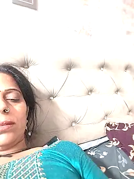 Soniya Roy online show from April 13, 2026, 1:27 pm