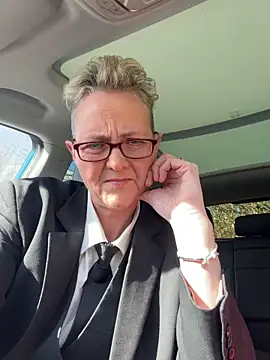 Curvy-Jinx online show from March 26, 2026, 11:27 am