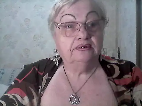 NatalieNorth online show from May 11, 2026, 10:40 pm