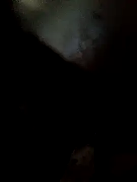 Snapshot of alber907 chatting on October 8, 2025, 10:40 pm alber907 online show from October 8, 2025, 10:40 pm