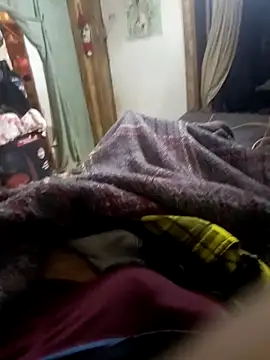 Snapshot of alber907 chatting on October 31, 2025, 1:01 pm alber907 online show from October 31, 2025, 1:01 pm