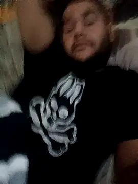 Snapshot of alber907 chatting on March 29, 2026, 12:49 pm alber907 online show from March 29, 2026, 12:49 pm