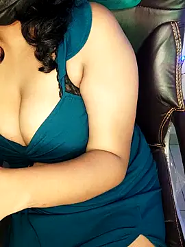 darling devil online show from November 9, 2025, 10:41 pm