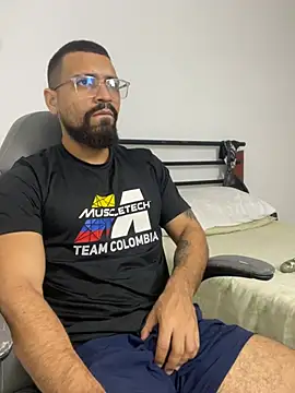 vincentjaxon online show from February 21, 2026, 1:06 am