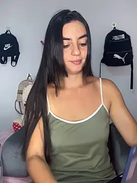 Amishell  online show from November 29, 2025, 4:48 am