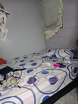 Snapshot of Bigtiti01 chatting on January 12, 2026, 8:14 pm Bigtiti01 online show from January 12, 2026, 8:14 pm