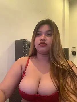 Snapshot of imogen_x chatting on April 18, 2026, 6:39 am imogen x online show from April 18, 2026, 6:39 am