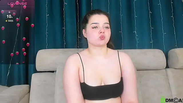 Lola Popp online show from November 22, 2025, 3:55 pm