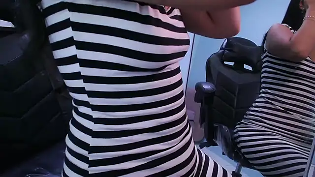 victoria hernandez t  online show from October 15, 2025, 1:22 pm