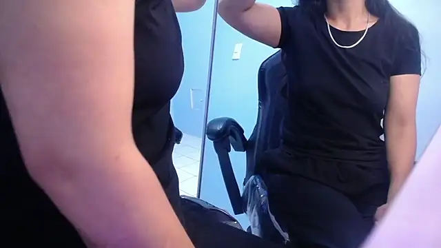 victoria hernandez t  online show from December 16, 2025, 1:16 pm