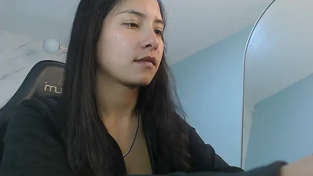victoria hernandez t  online show from March 14, 2026, 1:27 pm