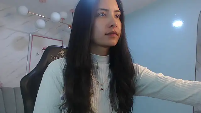 victoria hernandez t  online show from April 14, 2026, 1:28 pm