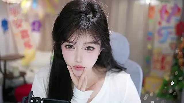 Snapshot of Fortune2Me chatting on February 23, 2026, 3:37 am Fortune2Me online show from February 23, 2026, 3:37 am