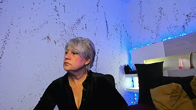 Snapshot of JaddeWalker chatting on November 13, 2025, 11:31 am JaddeWalker online show from November 13, 2025, 11:31 am