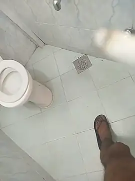 Snapshot of King_Raj99 chatting on December 22, 2025, 2:19 am King Raj99 online show from December 22, 2025, 2:19 am