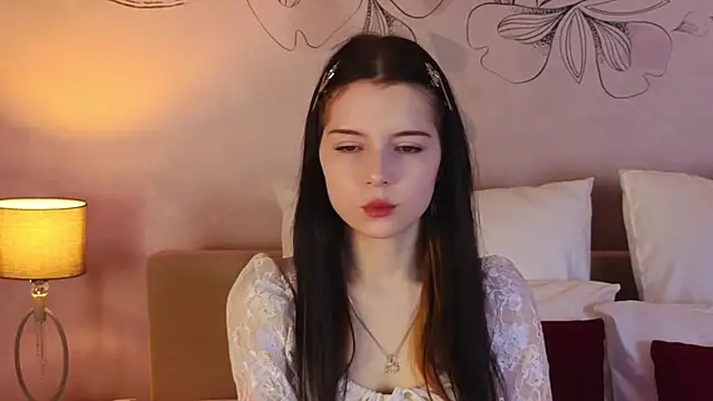 Angel  Rosse online show from May 12, 2026, 9:28 am
