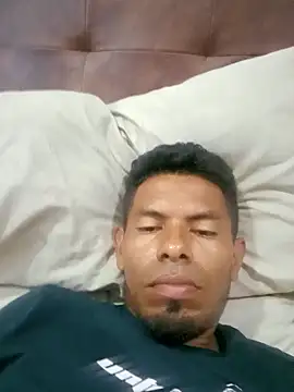 MI GERALD online show from November 23, 2025, 4:18 pm