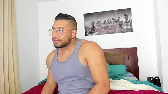 Snapshot of AntonyDAngelo25 chatting on February 10, 2026, 4:49 am AntonyDAngelo25 online show from February 10, 2026, 4:49 am