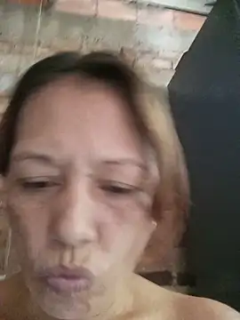 marinita13 online show from May 22, 2026, 3:06 pm