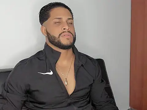 Pier Simons online show from December 16, 2025, 7:02 am